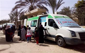   المنيا .. توقيع الكشف الطبي على 1250 حالة خلال قافلة قرية "نجم"