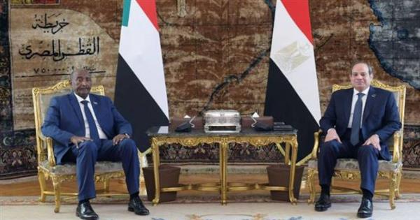 السيسي يؤكد حرص مصر على دعم وحدة الصف السوداني وتسوية النزاع القائم