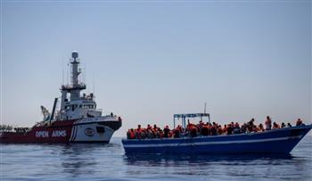   إيطاليا: سفينة إنقاذ تصل إلى صقلية حاملة 59 مهاجراً وجثتين