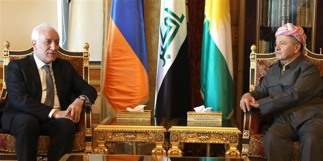 بارزاني: الالتزام بالدستور الحل الوحيد للمشكلات بين أربيل وبغداد