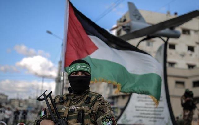 فصائل فلسطينية: استهدفنا آليتين عسكريتين إسرائيليتين بالقذائف في خان يونس