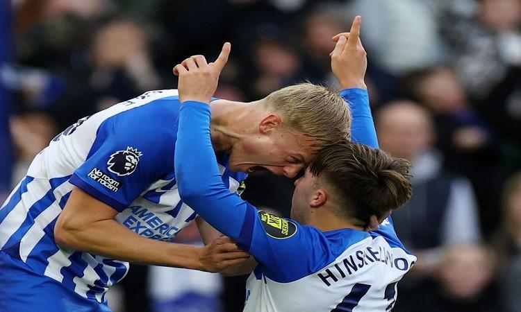 الدوري الإنجليزي .. برايتون يقسو على كريستال بالاس ونيوكاسل يتعادل مع لوتون تاون