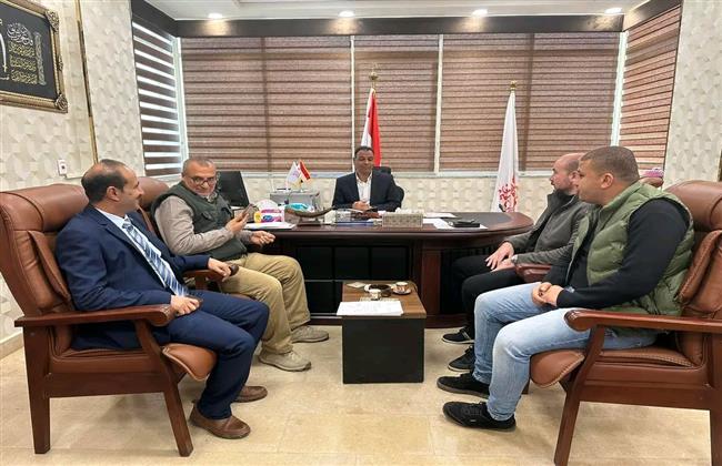 مسئولو "الإسكان" يتابعون الأعمال الجاري تنفيذها بمدينة حدائق العاصمة