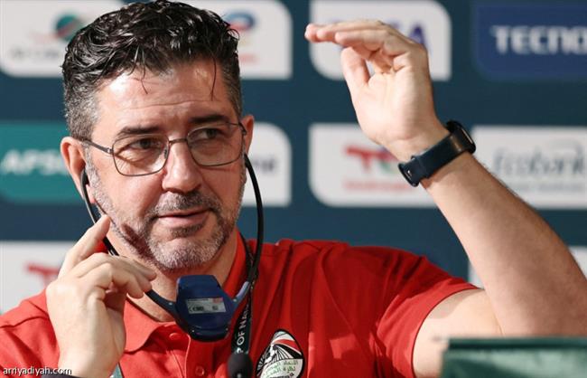 الدوري السعودي .. مع اقتراب رحيله عن منتخب مصر "الشباب" يفاوض فيتوريا