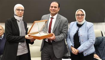 وزارة الصحة تنظم ورشة عمل لتقييم الخطط التدريبية وتكرم عددا من المتميزين