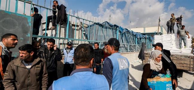 دول تتراجع عن تعليق تمويلها لـ"الأونروا".. و"المنظمة" تعلق