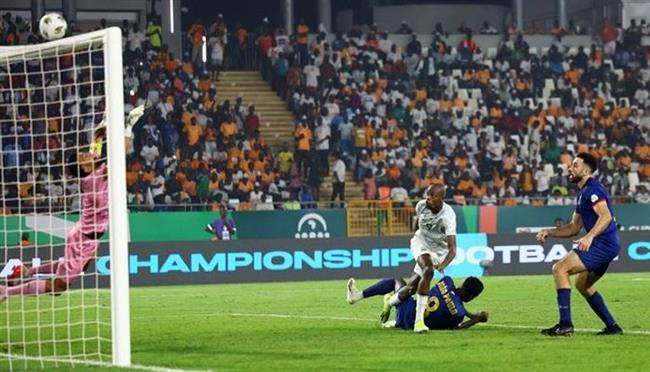 "ويليامز" يقود جنوب إفريقيا لبلوغ نصف نهائي أمم إفريقيا بالفوز على الرأس الأخضر بركلات الترجيح 2-1