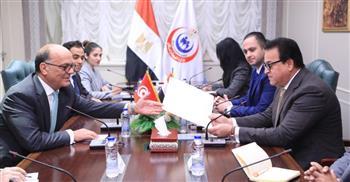 وزير الصحة يستقبل السفير التونسي لبحث سبل التعاون بين البلدين في القطاع الصحي