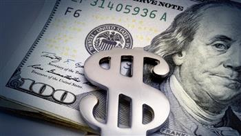   العراق يمنع 8 بنوك محلية من التعامل بالدولار الأمريكى