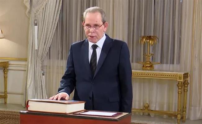 رئيس وزراء تونس يبحث مع مجلسه المصغر سبل تعزيز التعاون السياحي مع روسيا