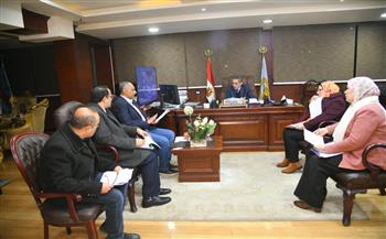   محافظ الغربية يناقش خطة العمل مع رؤساء لجان المشروع القومي لتنمية الأسرة المصرية