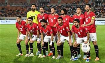 القرار خلال ساعات .. نجم الأهلي يفجر مفاجأة بشأن مدرب منتخب مصر