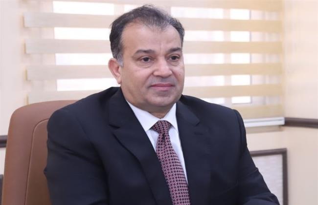 " عكاوي" يتفقد معامل ومدرجات كلية الهندسة بقنا 