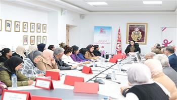   وزيرة الصناعة التونسية تبحث مع البنك الدولي للإنشاء والتعمير سبل تعزيز أفاق التعاون