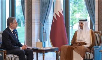   أمير قطر يؤكد لوزير خارجية أمريكا ضرورة تضافر الجهود لوقف فوري لإطلاق النار بغزة