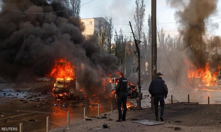 أوكرانيا: وقوع سلسلة من الانفجارات في "خاركيف" جراء القصف الروسي
