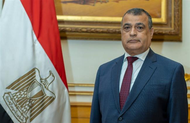 وزير الإنتاج الحربي يعود إلى أرض الوطن عقب انتهاء زيارته للسعودية