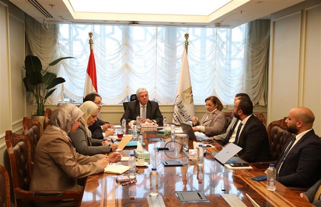 وزير التعليم العالي يستقبل وفد مؤسسة "السيفير" العالمية