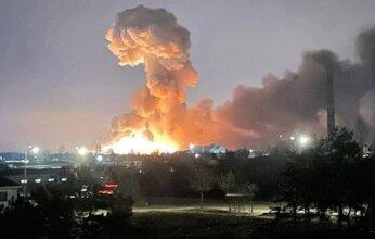 بعد انفجارات بغداد.. تحليق مكثف للطائرات المسيرة ودخول السفارة الأمريكية حالة الإنذار القصوى