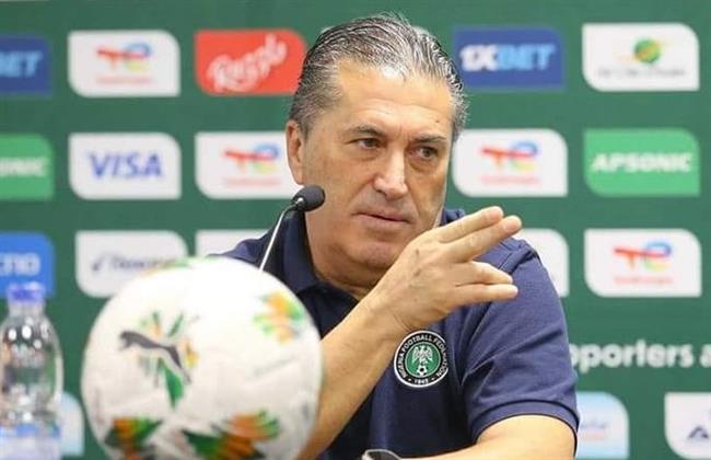 بيسيرو يقود نيجيريا لنهائي أمم إفريقيا ويتفوق على أستاذه "كيروش"