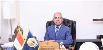 رئيس "دفاع النواب": الرئيس السيسي يستشعر واقع وحياة المصريين ولا ينفصل عنهم 