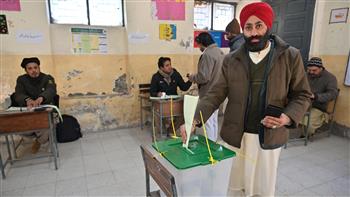   بدء عملية التصويت في الانتخابات العامة بـ باكستان