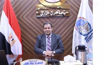 رئيس جامعة جنوب الوادي يهنئ السيسي بذكرى الإسراء والمعراج