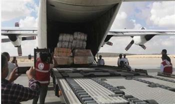 مطار العريش يستقبل طائرة إماراتية تحمل 39.5 طن من المساعدات لـ غزة