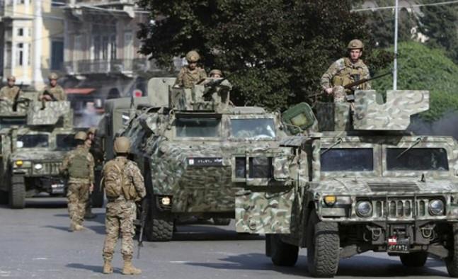 الجيش اللبناني: مقتل شخص وضبط اثنين في تبادل لإطلاق النار مع دورية بـ جبل لبنان