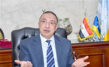 محافظ الإسكندرية يوجه بإزالة الأجزاء المعلقة بالعقارات حرصا على سلامة المواطنين