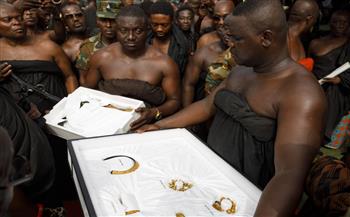   غانا تستعيد قطعا أثرية ملكية نهبتها القوات البريطانية قبل 150 عاما 