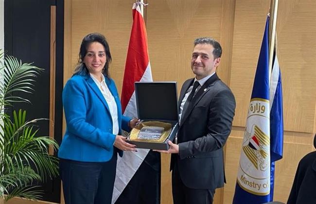 نائب وزير السياحة تبحث مع مدير شركة الخطوط الجوية التركية بالقاهرة تعزيز الحركة السياحية الوافدة لمصر
