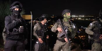 "لضيق المساحة".. إسرائيل تطلق سراح عشرات الفلسطينيين المحتجزين إداريا