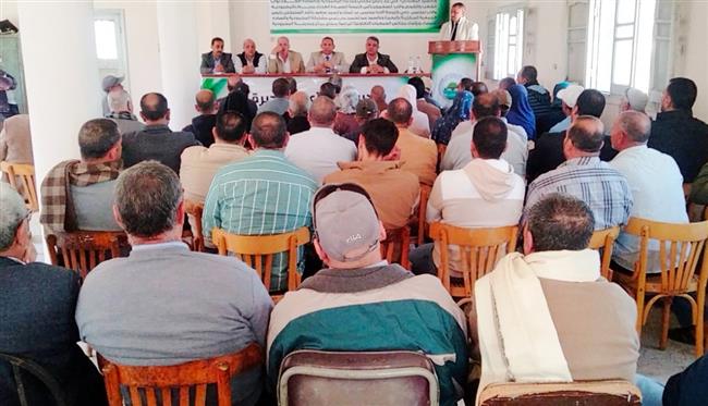 اجتماع تنسيقي بحضور وكيل الوزارة ورئيس المدينة مع مديري الجمعيات الزراعية بالمحمودية