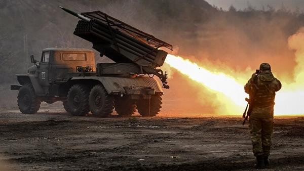 الدفاع الروسية: قواتنا تحسن مواقعها وأوكرانيا خسرت 900 جندي خلال يوم