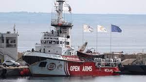   انطلاق أول سفينة مساعدات إنسانية من قبرص إلى قطاع غزة