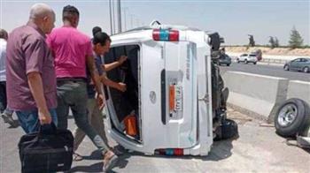 إصابة 10 أشخاص إثر حادث انقلاب ميكروباص على طريق مطروح الإسكندرية الساحلي