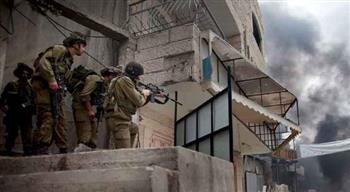   الاحتلال الإسرائيلي يحاصر منزلًا في مخيم "جنين"