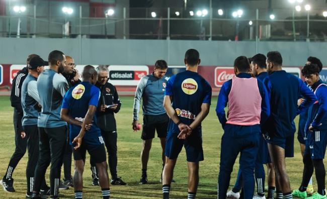 الأهلي يواصل تدريباته على ملعب التتش