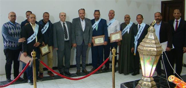حلوان للآلات والمعدات  تنظم اجتماعاً للعاملين وتكرم المحالين للمعاش