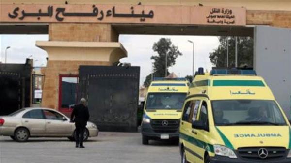 إدخال 32 مصابا فلسطينيا عبر ميناء رفح البري لتلقى العلاج