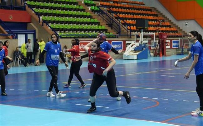 لاعبة يد الأهلي: الفوز بالدوري دافع للتتويج بكل البطولات