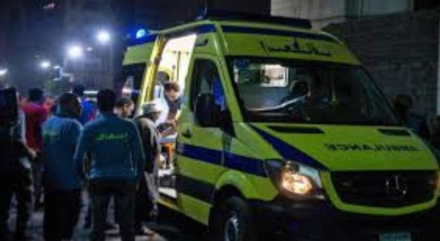إصابة 5 أشخاص فى انقلاب سيارة بالمنيا