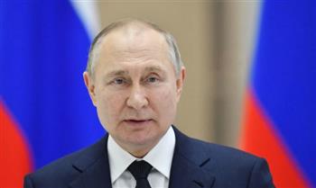   بوتين يشير إلى التقدم المحرز في إحلال الواردات في السوق الروسية خلال العام الماضي