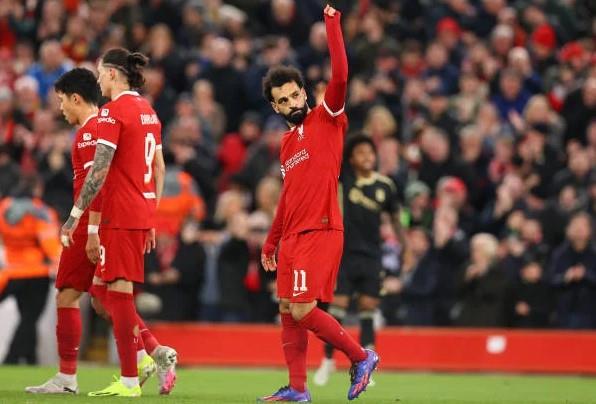 محمد صلاح يسجل ويصنع في فوز ليفربول الكاسح على سبارتا براج 6-1 بالدوري الأوروبي