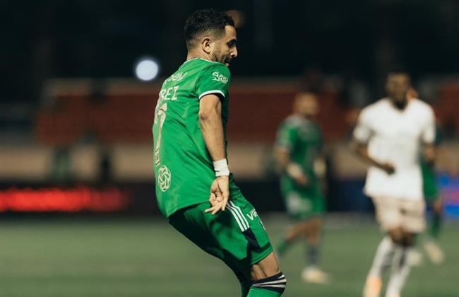 الدوري السعودي .. محرز يقود تشكيل أهلي جدة الرسمي لمواجهة النصر