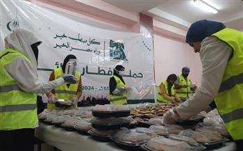 محافظ الوادى الجديد يشيد حملة "إفطار صائم"