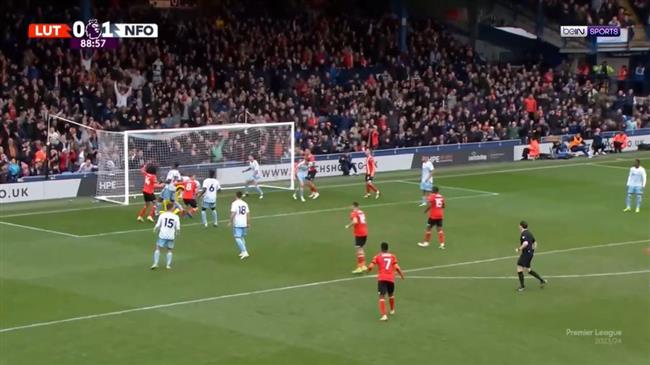 الدوري الإنجليزي .. فوز بيرنلي على برينتفورد 2-1 وتعادل لوتون مع نوتنجهام 1-1