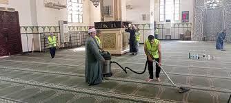   وزير الأوقاف يوجه بحملة نظافة شاملة بالمساجد