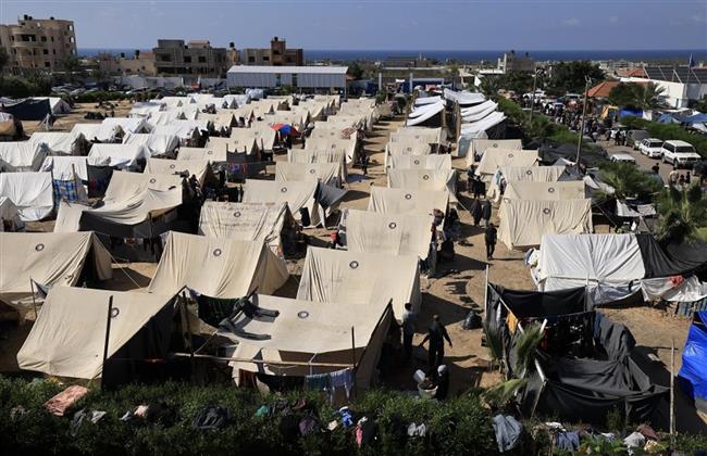 بينهم نساء حوامل.. 36 شهيدا بمجزرة للاحتلال غرب المخيم الجديد بالنصيرات